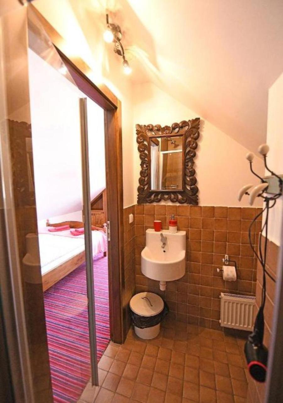 Gosciniec Malinowka Bed & Breakfast Krzeszna Luaran gambar