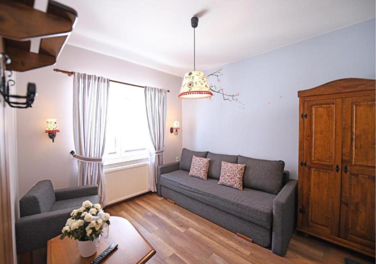 Gosciniec Malinowka Bed & Breakfast Krzeszna Luaran gambar