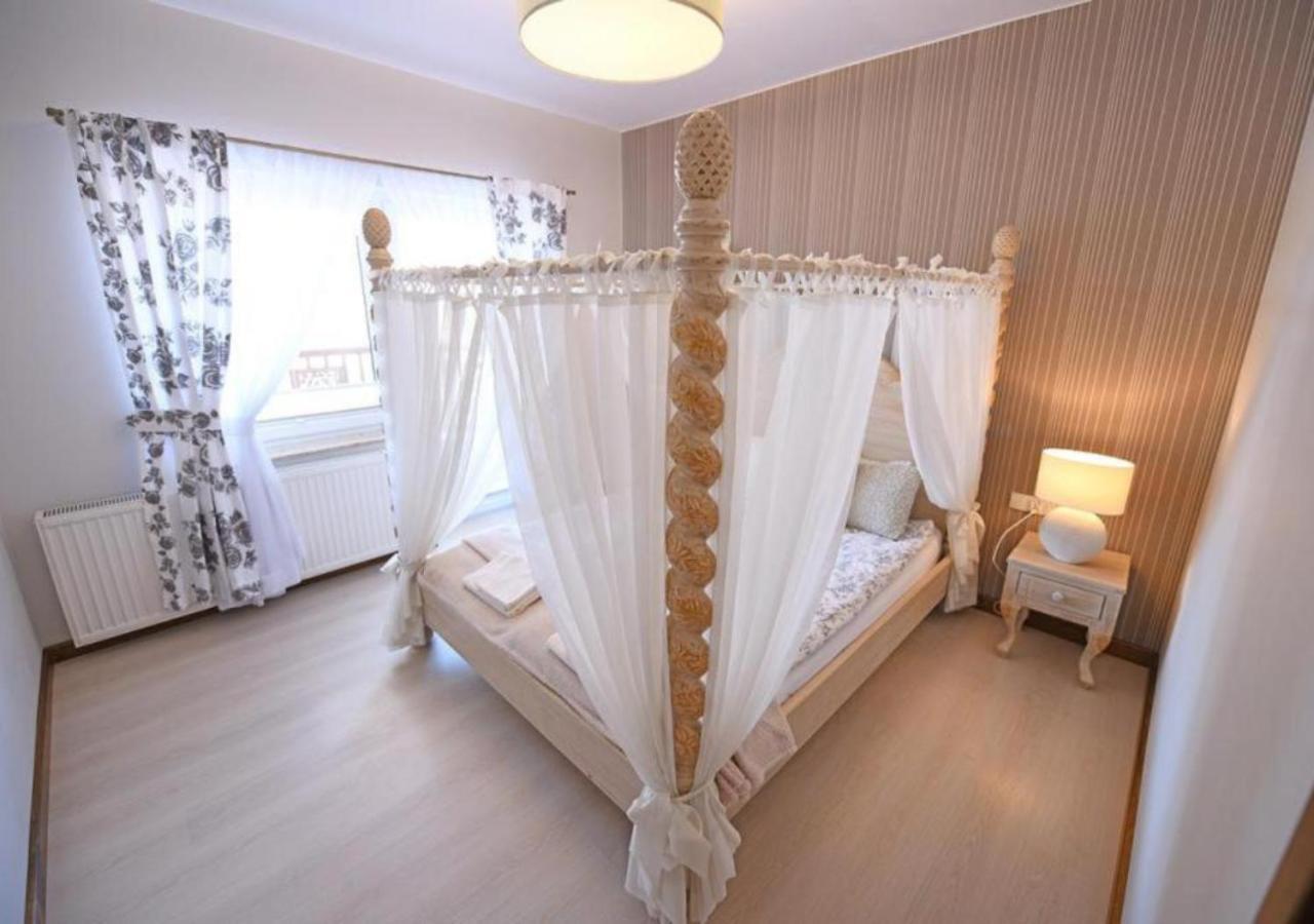 Gosciniec Malinowka Bed & Breakfast Krzeszna Luaran gambar